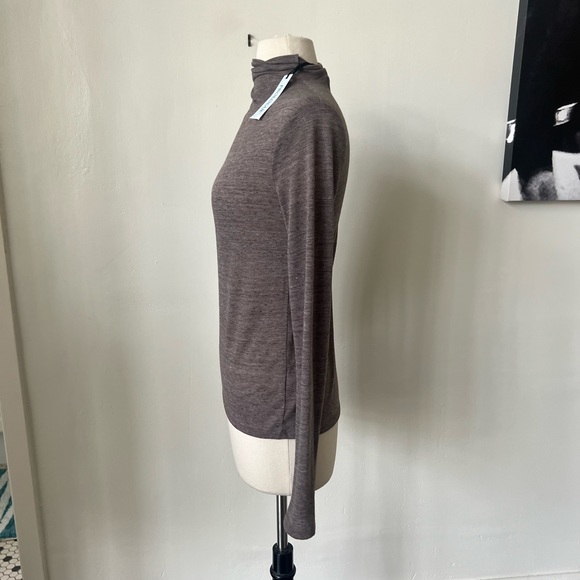 NWT Brown Turtleneck Light Weight Long Sleeve Top - Picture 5 of 8